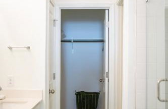 Spacious 4BR Oasis - Pool - Patio - 8 Min to Kalahari - Foto 34