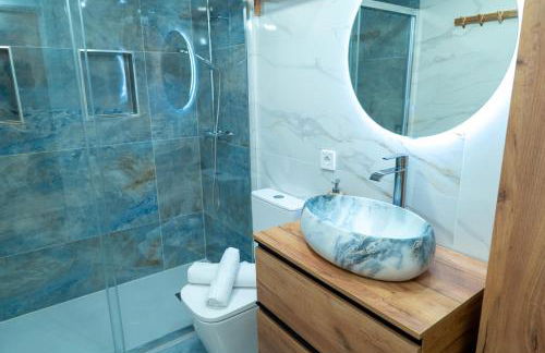 Descanso familiar junto al mar con terraza - Photo 15