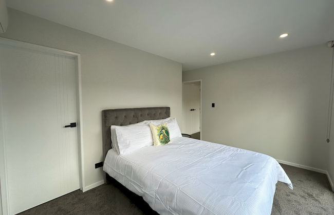 Royal Residency - Photo 8