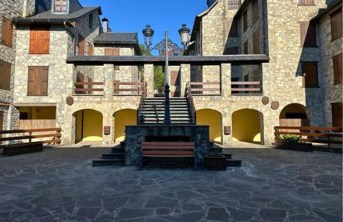 Caldares Exclusivo Ático en El Pueyo de Jaca - Foto 46