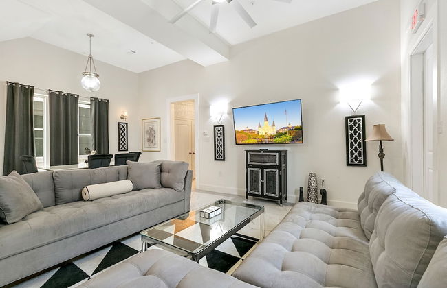 Stunning Condos Near French Quarter - Foto 50