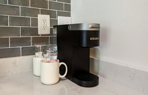 Historic Downtown Loft with Modern Flare - Foto 16