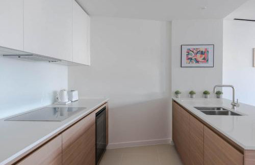 Soho 2-Bed Penthouse - AC - Sleeps 6 - Photo 21