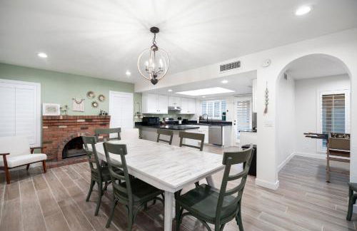 Large Pool With Diving Board, Remodeled 3bdrm, Near State Farm STDM and More! - Foto 2