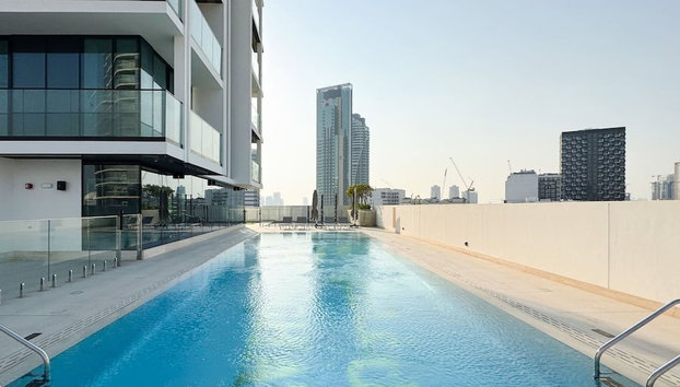 Modern 2BR w Balcony in JVC nr Dubai Sports City - Foto 4, Habitación