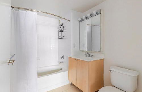 Blueground Long Island City pool nr Gantry Plaza NYC-2233 - Foto 14