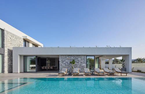 Manza Villa - 850m to Beach with Pickleball Court by etouri - Photo 13