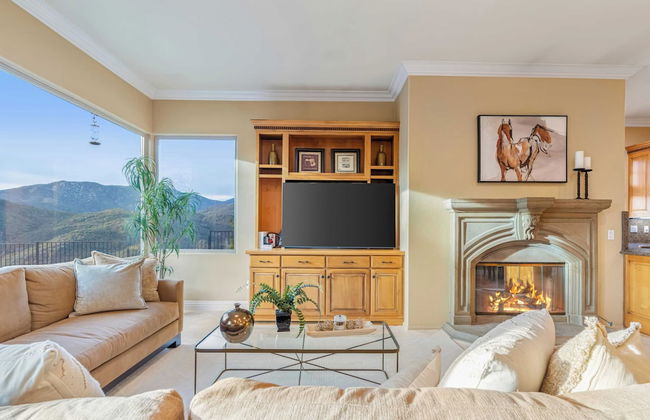 Hilltop Estate w/ Pool, Hot Tub, Fire Pit, Views Cleveland Vista by Avantstay - Foto 18