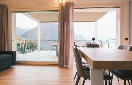 Costa blu - terrace overlooking the lake & pool - Foto 6