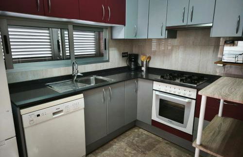 Adosado cerca del mar con piscina privada - Foto 15