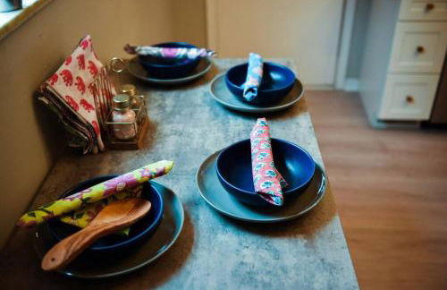 HostWise Stays - The Geneva - Easy Walk to Childrens - Foto 34