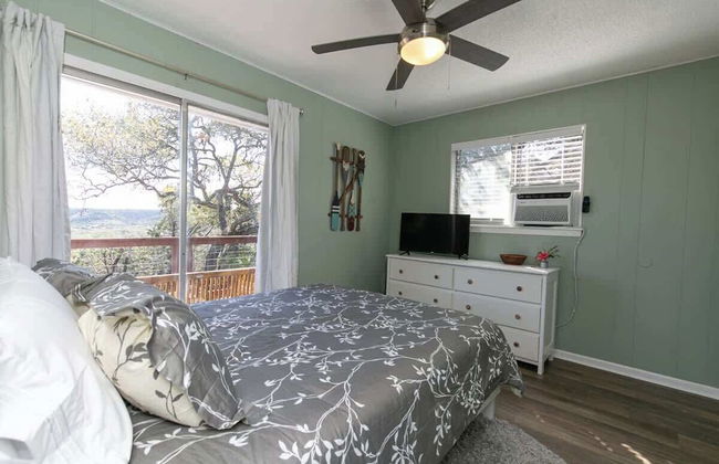 Texas Charm Cottage - 1 Block From the Lake & Hill Country Views - Foto 2