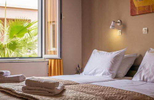 Theos Holidays Apartments - Foto 42