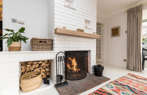 Lower Barn House at Westerlands Farm Sleeps 11 - Foto 38