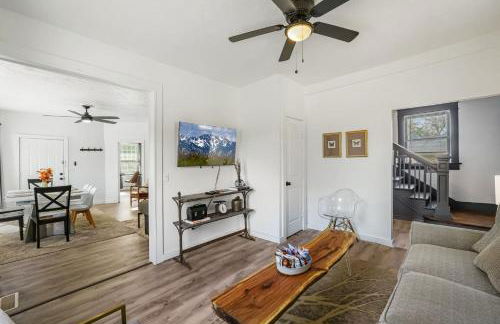 5BR Home 3 min to Paseo Arts #04 - Photo 2