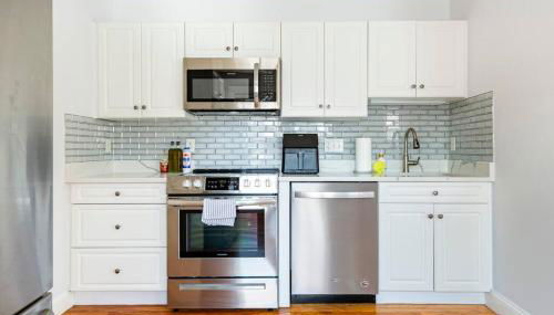 Let us help you make Salem a place to remember! - Photo 2