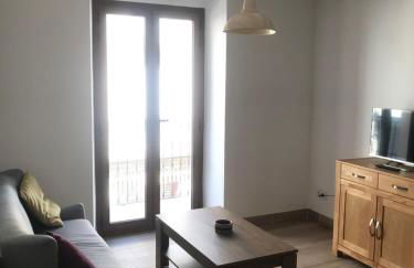 Centrally located two bedroom apartment - Foto 25