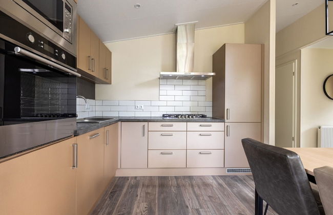 Beautiful Chalet With a Fireplace in a Wooded Area - Foto 8