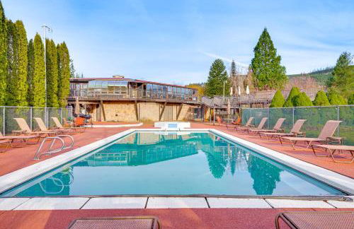 Sauna, Pickleball Court and Game Room Sultan Villa! - Photo 1