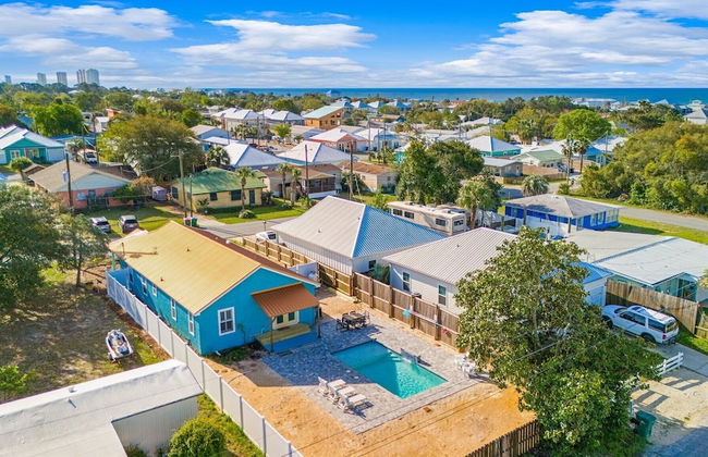 Sunshine House! 3BR 2BA Sleeps 9! Your Perfect Retreat for Comfort and Style - Foto 45