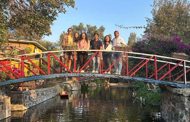 Paseo en barco por Xochimilco - Foto 7