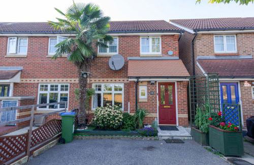 A Riverside Paradise in The City w Garden and Free Parking - A 2 Bed Home in London Sleeps 4! - Foto 40