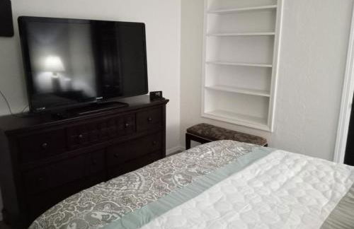 House near down town and fairgrounds - Foto 15