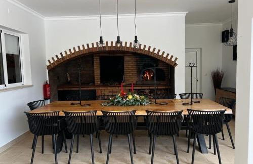 Luxury villa with private heated pool, garden and views of the sea and mountains. - Photo 11