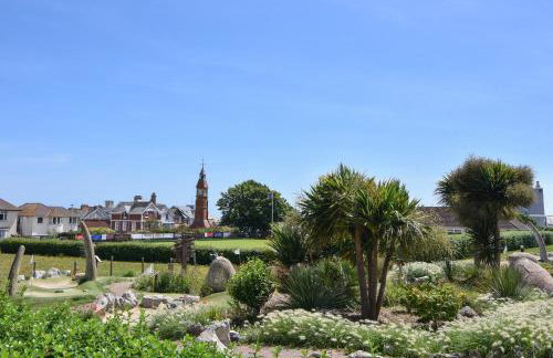 Flat 2, 10 Seafield Road - Photo 23