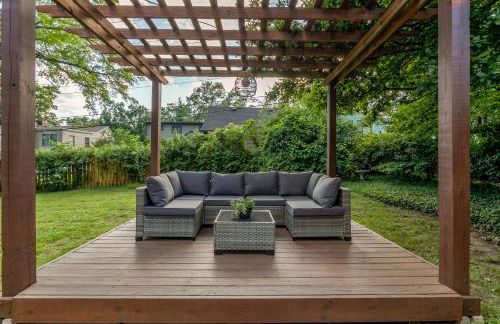 Home in Fairway Kansas, near KC's Country Club Plaza - Photo 3