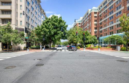 Foggy Bottom 1BR w Gym DM Roof nr Georgetown WDC-174 - Foto 36