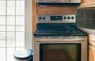 Romantic Chalet w/ Hot Tub close to Roan Mountain - Foto 19