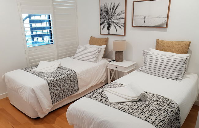 King's Row Holiday Apartments - Foto 4