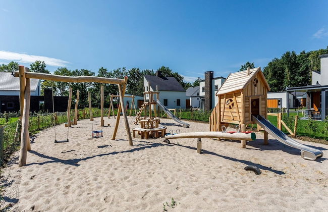 Modern and Child-friendly Villa in Limburg - Photo 19