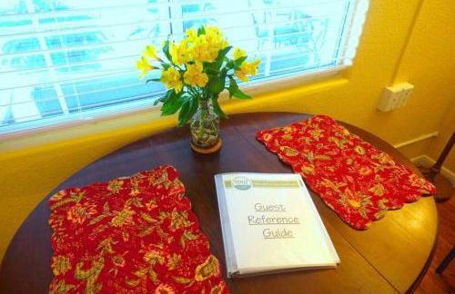 Comal Inn - Photo 26