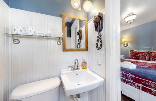 Hidden Villa Cottage #1 - The Nautical Cottage - Photo 14