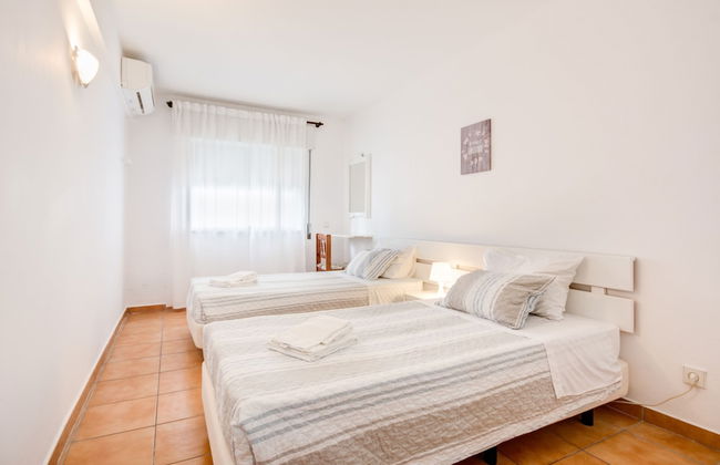 Oura Parque -Apartamentos Turisticos - Foto 3