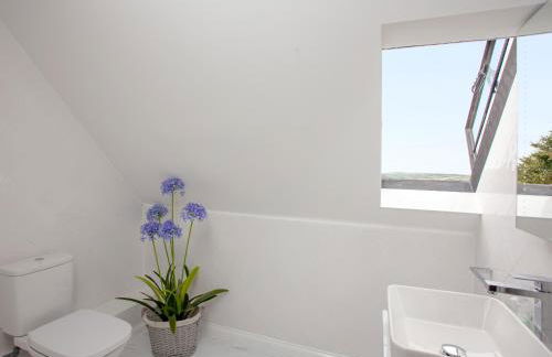 View Cottage - Photo 14