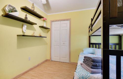 Zen Den - Pocono LakeFront with Hot Tub ! - Foto 21