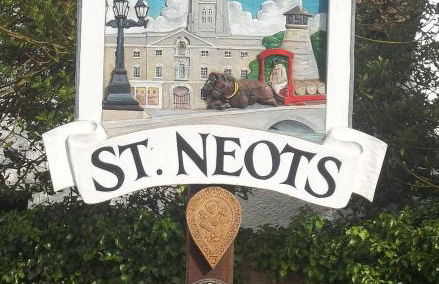 River House 2BR 1 bathroom downstairs toilet Parking St Neots Town Centre - Foto 8