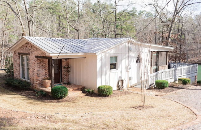 Classic Lakeside Cottage Masters Rental - Foto 27