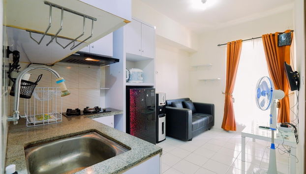 Comfy 1BR with Extra Room Podomoro Golf View Apartment - Photo 5, Cuisine privée