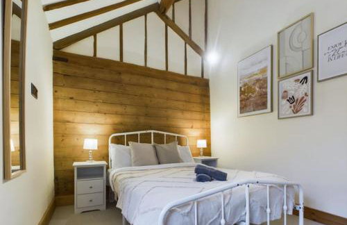 Barn with Hot Tub, Pool Table & Pizza Oven - Foto 9