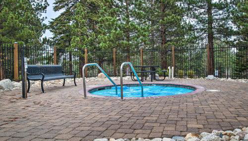 Modern Mammoth Lakes Condo: Ski, Hike, & More! - Foto 3