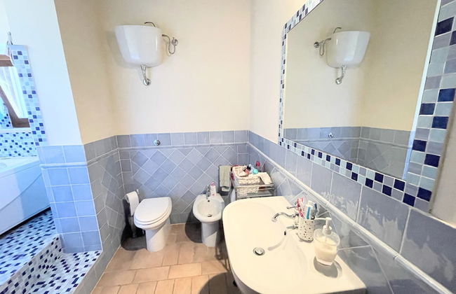 Detached Villa - Sleeps 10 - Pool - Pergola - Playground for Children - Wifi - Foto 36