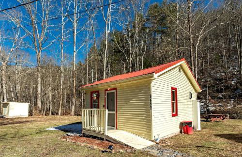 Quaint Cozy Cottage Perfect for a Peaceful Getaway in West Virginia - Foto 1