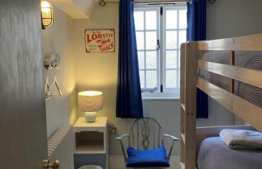 Little Monmouth 4 bedroom cottage, Old town Lyme Regis, dog friendly and parking - Photo 19