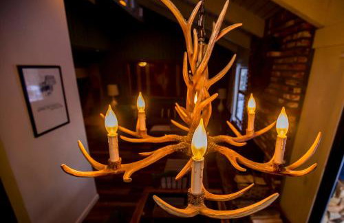 The Mammoth House - Photo 5