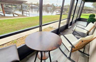 St. Johns Riverside Retreat - Photo 4