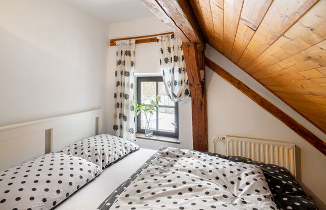 5 bedroom House in Benešov nad Černou with private pool and garden - Photo 40